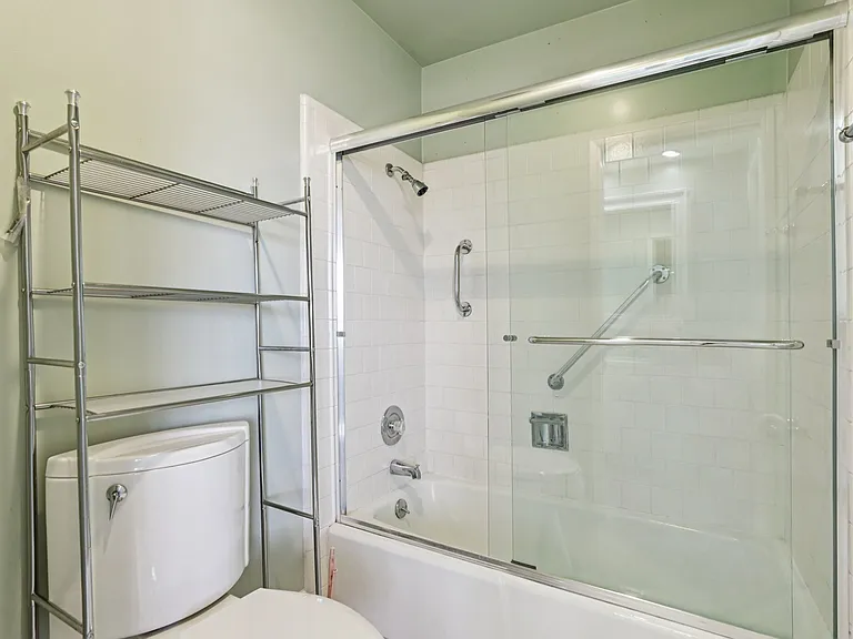 4182 Silliman Dr — Photo 26