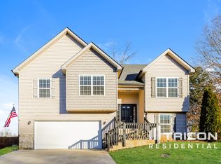 441 Cyprus Ct, Clarksville, TN 37040