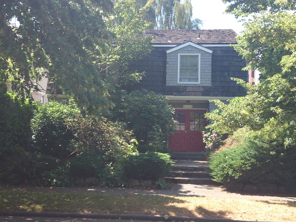 2nd image of 2515 10th Ave W