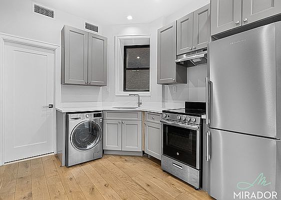 1st image of 221 E 10th St #2