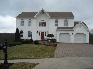 1426 Iroquois Dr, Pittsburgh, PA 15205