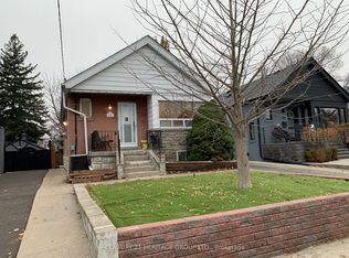 24 Hutton Ave, Toronto, ON M4C3L3