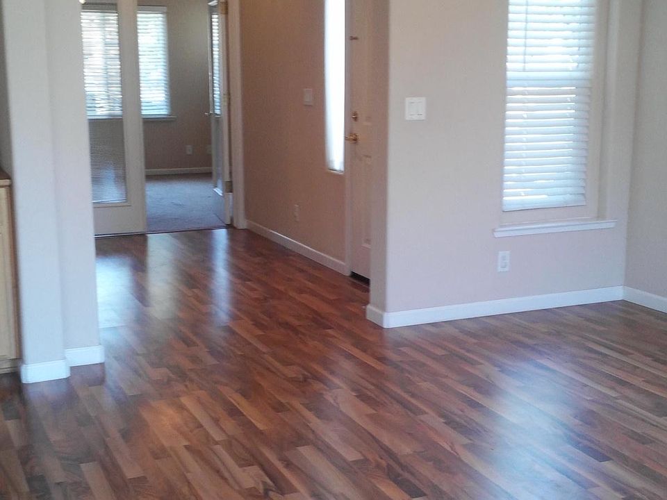1st image of 950 Sunset Meadows St