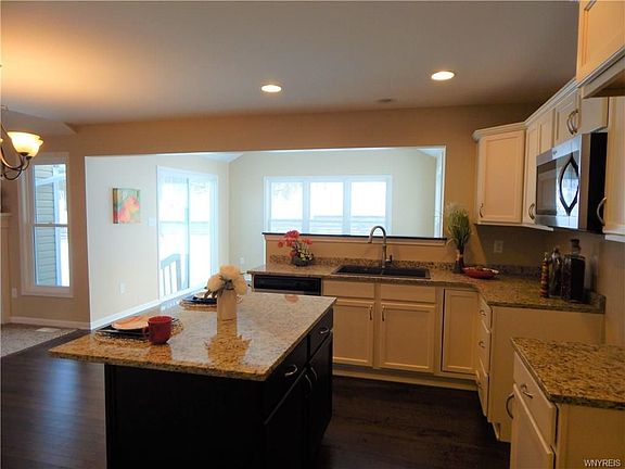 4th image of 50 Vista Ct