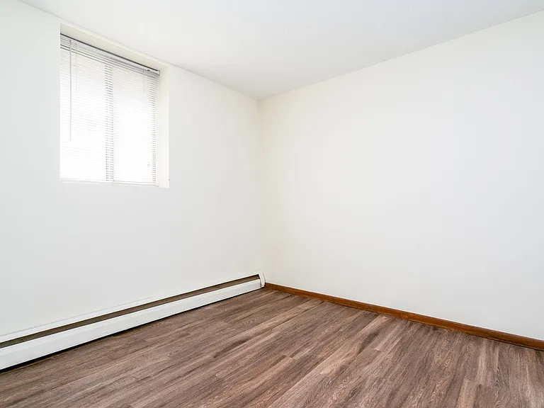 2636 Fremont Ave S — Photo 4