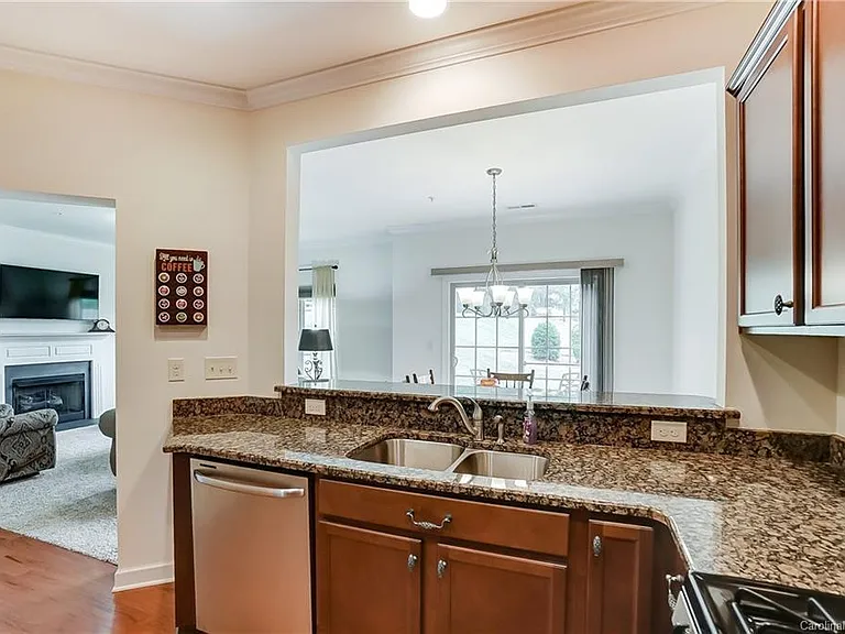 16718 Dolcetto Way — Photo 30