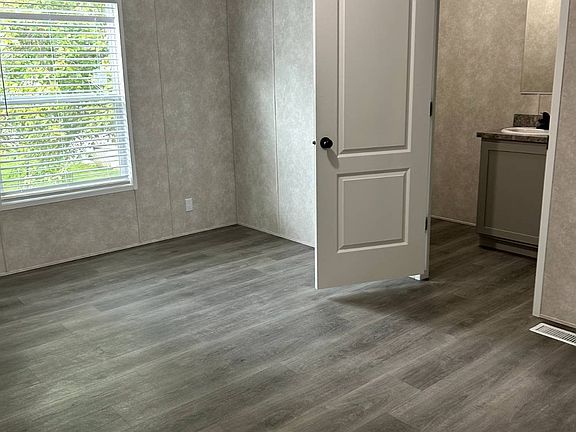 3rd image of 1480 Fay Rd #28