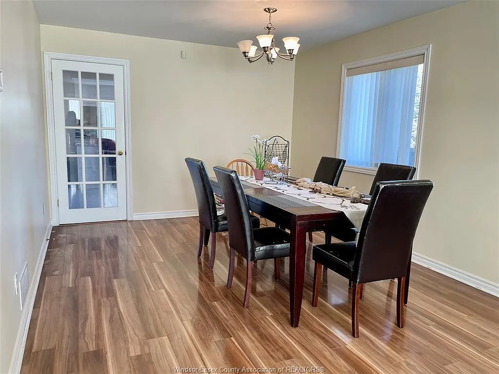 6 bed, 3.5 bath, $3,500 — Photo 4
