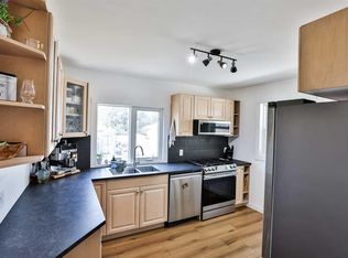 1009 S 6th Ave N, Lethbridge, AB T1H 0S3