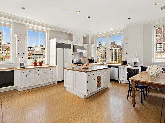 5th image of 765 Park Ave APT 6A
