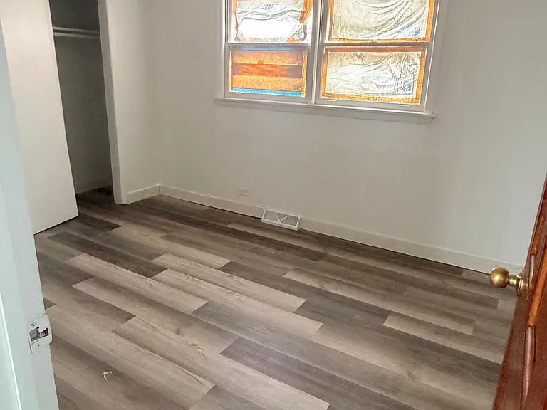12157 S Eggleston Ave — Photo 2