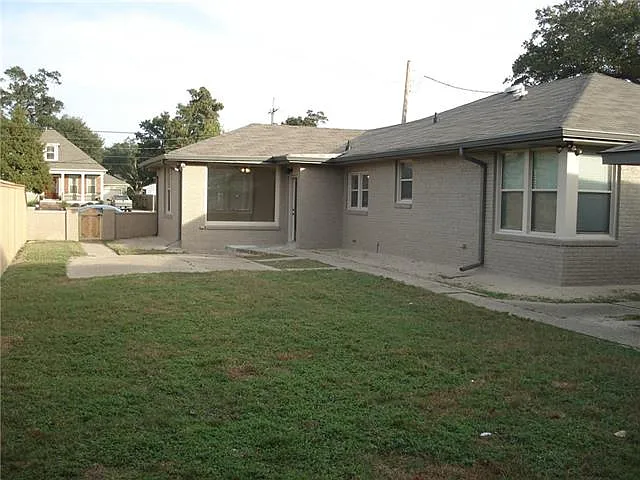 5300 Paris Ave — Photo 15