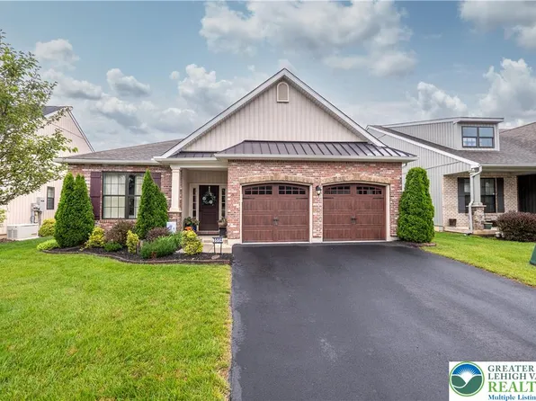 3514 Daylily Dr, Emmaus, PA 18049