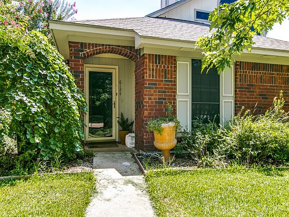 3rd image of 6124 Los Robles Ln