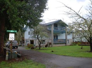 190 Steelhead Dr, Elkton, OR 97436