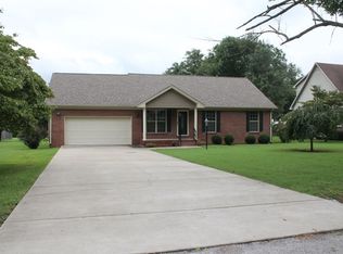836 Linneth Dr, Hopkinsville, KY 42240