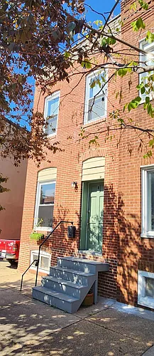 1110 S East Ave Photo 1