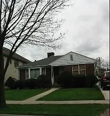 686 S Saylor Ave photo 1