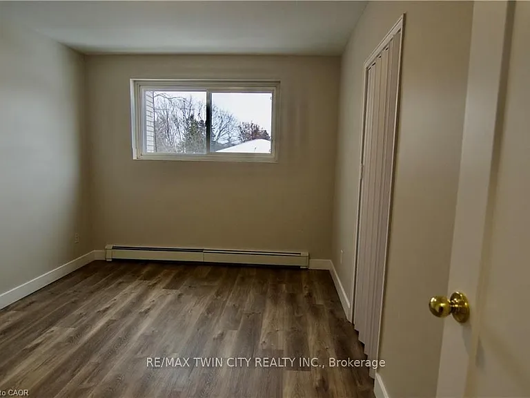 122 6th Ave #304 — Photo 12