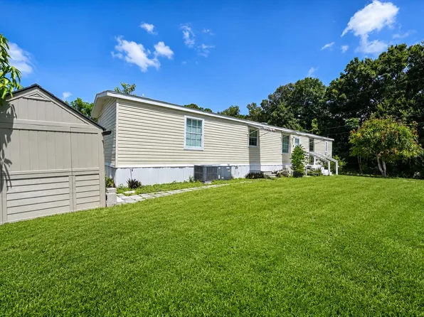 8137 SW WILDWOOD Drive, Stuart, FL 34997