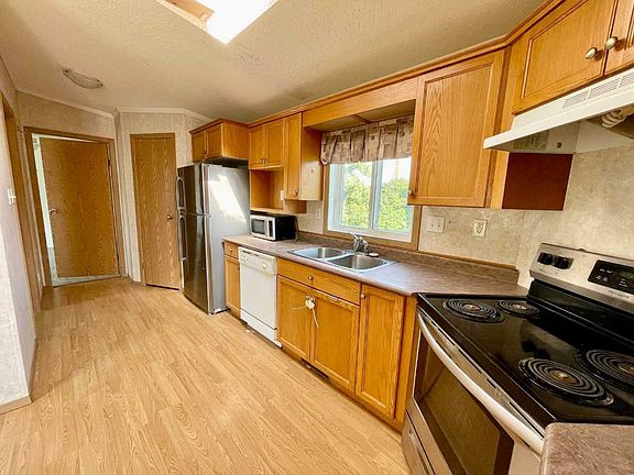 3rd image of 1609 14th St #27