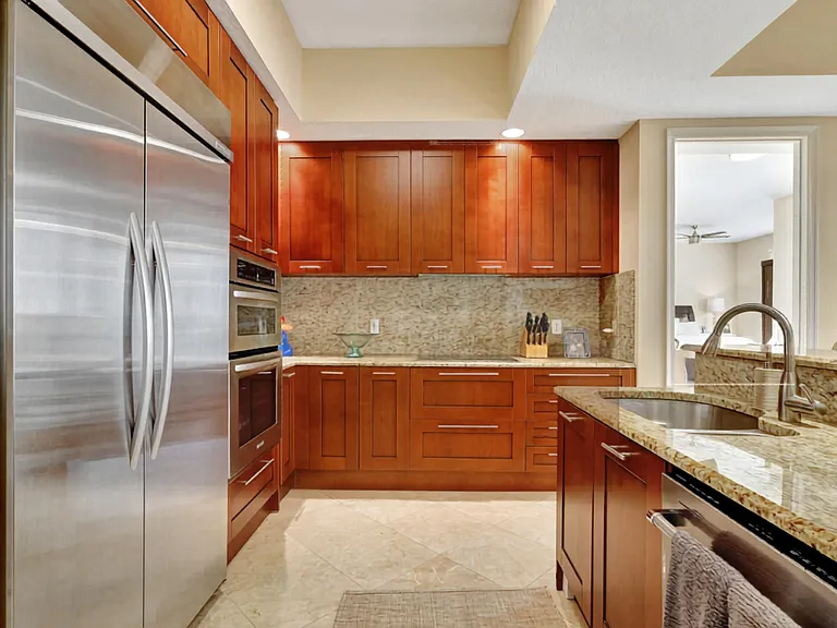 701 S Olive Ave #1909 — Photo 3