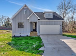 51 Martin Dr, Grant, AL 35747