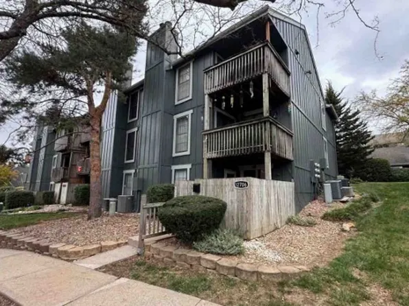 12706 W 110th Ter, Overland Park, KS 66210