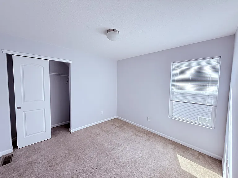 6119 Deansboro Dr — Photo 18