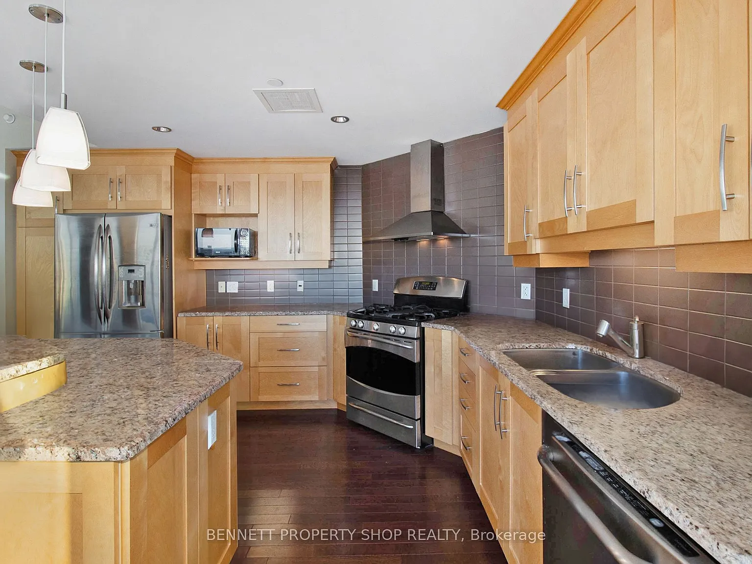 2 bed, $3,950 — Photo 2