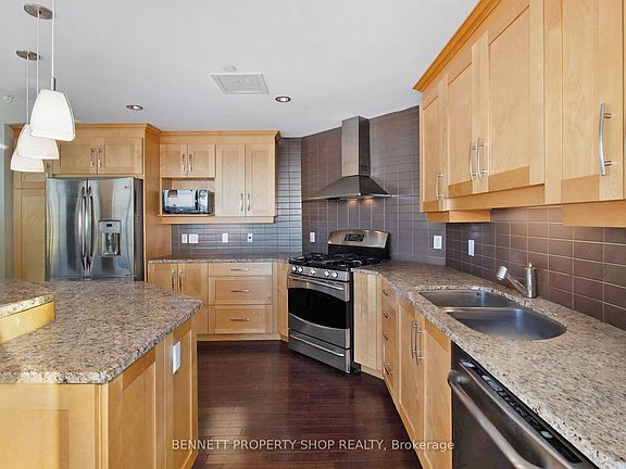 2nd image of 90 George St #602