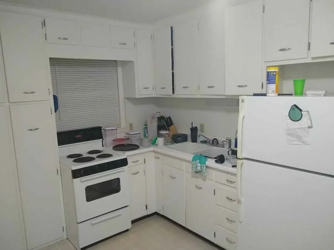 2 bed, 900 sqft, $800 — Photo 2