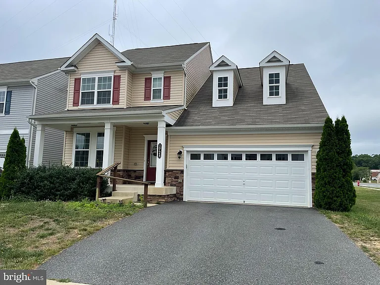 1728 Hudgins Farm Cir — Photo 1