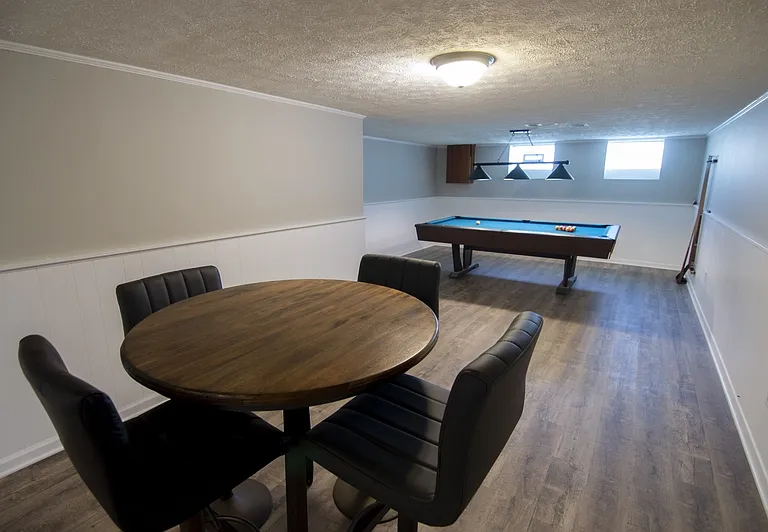 6125 Broadview Rd — Photo 26