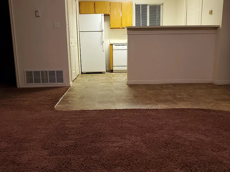 452 E 1935 N #5 — Photo 6
