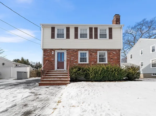 10 Hancock St, Reading, MA 01867