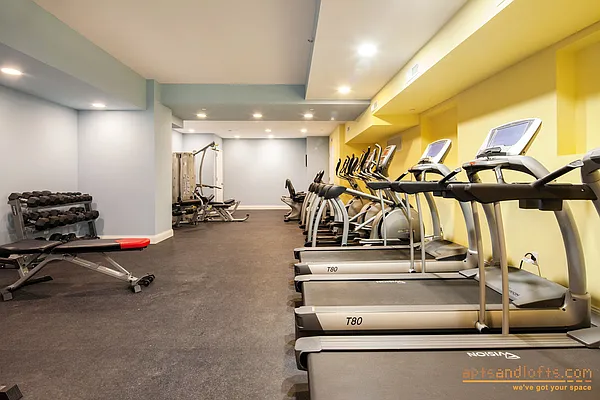 Rented by aptsandlofts.com | media 18