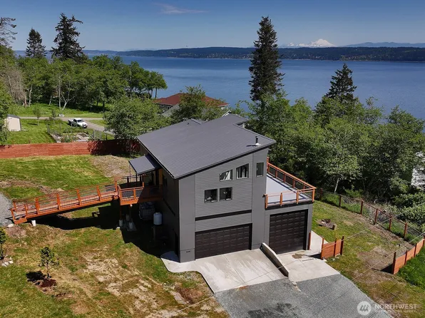 2367 Deer Brush Rd, Greenbank, WA 98253