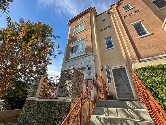 2nd image of 13655 Foster Ave Unit 1