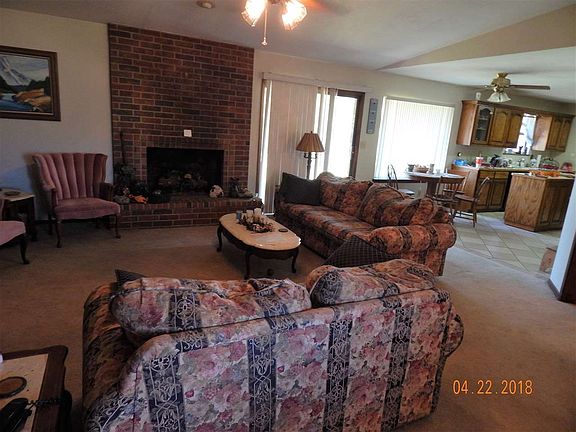 2nd image of 4413 Briarwood Dr