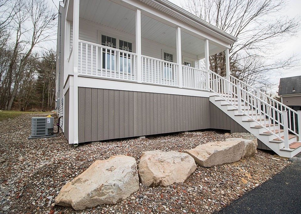 726 Dighton Ave, Taunton, MA 02780 Zillow