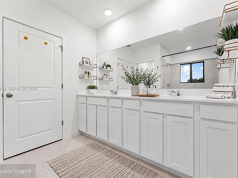 4825 Dillion St — Photo 39