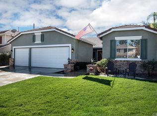 23552 Mountain Breeze Dr, Murrieta, CA 92562