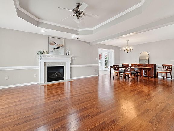 5th image of 138 Glenalmond Ct