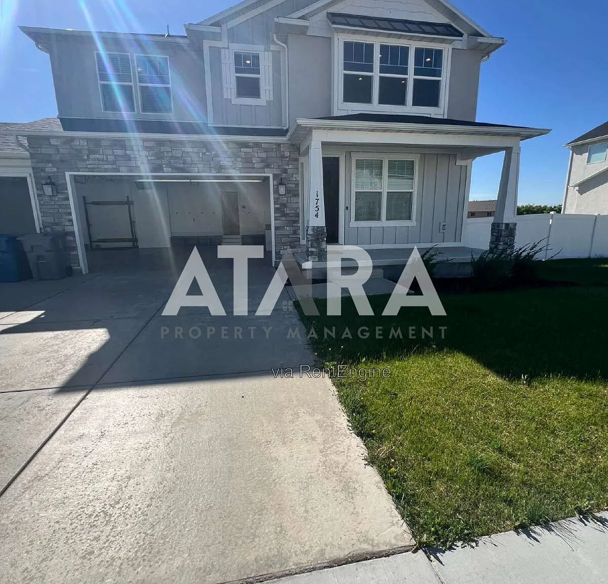 6 bed, 3.5 bath, 4100 sqft, $3,425 — Photo 2