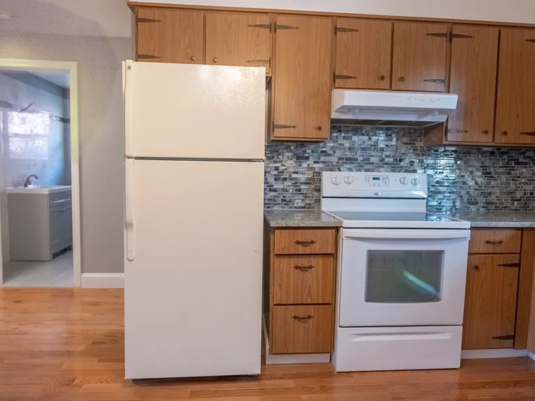 441 Circular Ave #2 — Photo 8