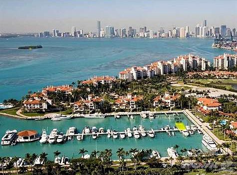 1st image of 6 Fisher Island Dr