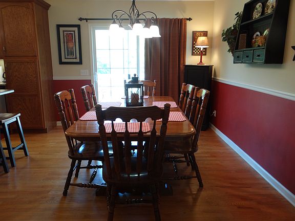 3rd image of 3668 Brookstone Dr