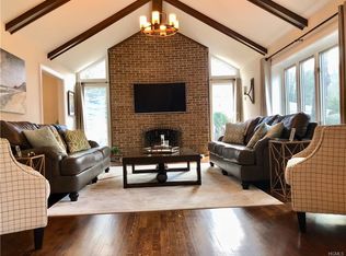 5 Posey Rd, Putnam Valley, NY 10579