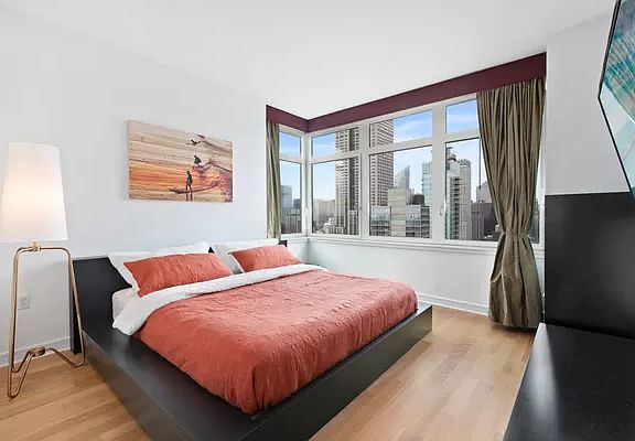 2nd image of 11 E 29th St APT 36C